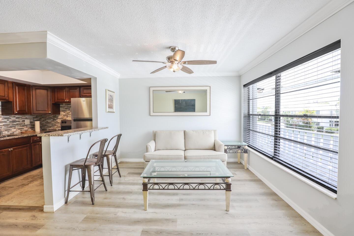 2929 SE Ocean Boulevard 110-8, Stuart, FL, 34996/$114,900 1 2929 SE Ocean Boulevard 110-8
