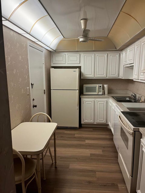 Tiny photo for 1428 SE 4TH Avenue #107, Deerfield Beach, FL 33441 (MLS # B26084748)