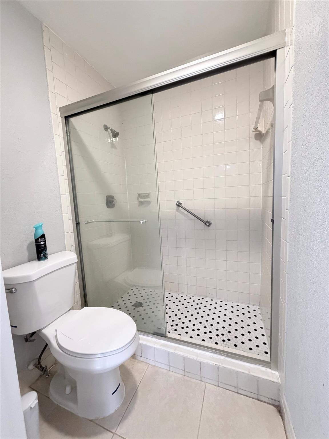 Wedgewood Condo - Residential