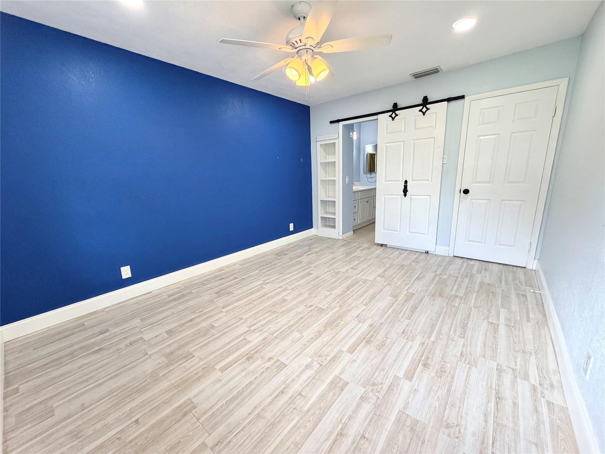 Wedgewood Condo - Residential