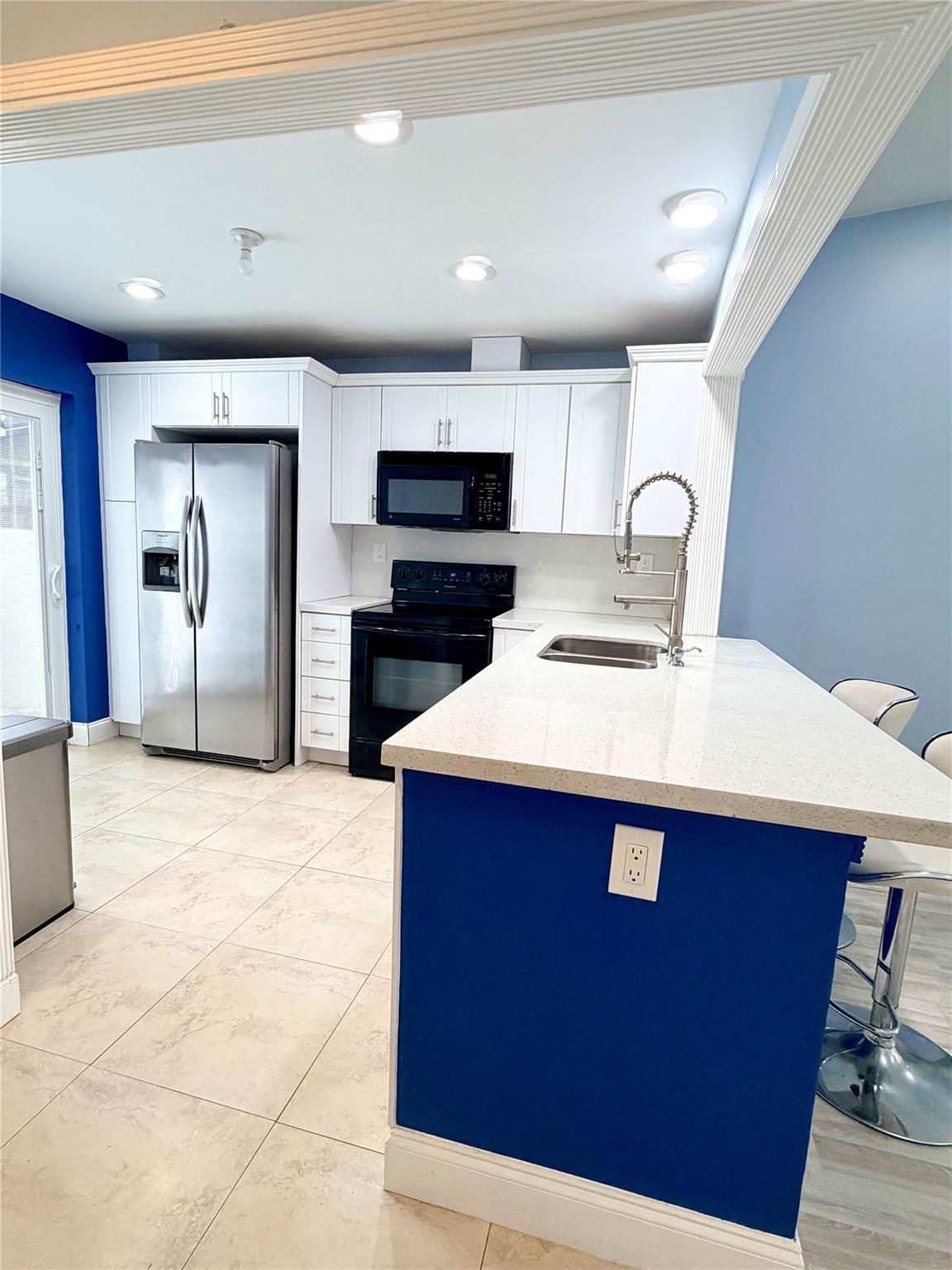 Wedgewood Condo - Residential