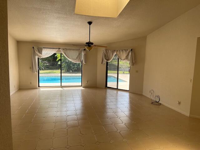 BOCA FONTANA PH 1 - Residential Lease