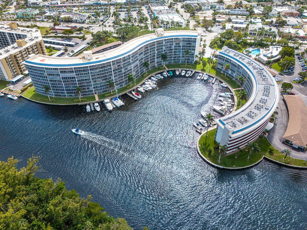 Hillsboro Cove - Residential