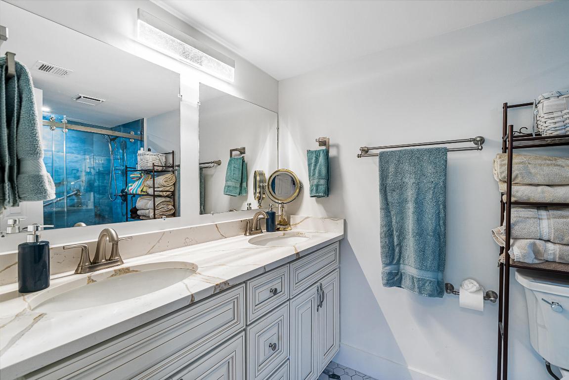 Hillsboro Cove - Residential