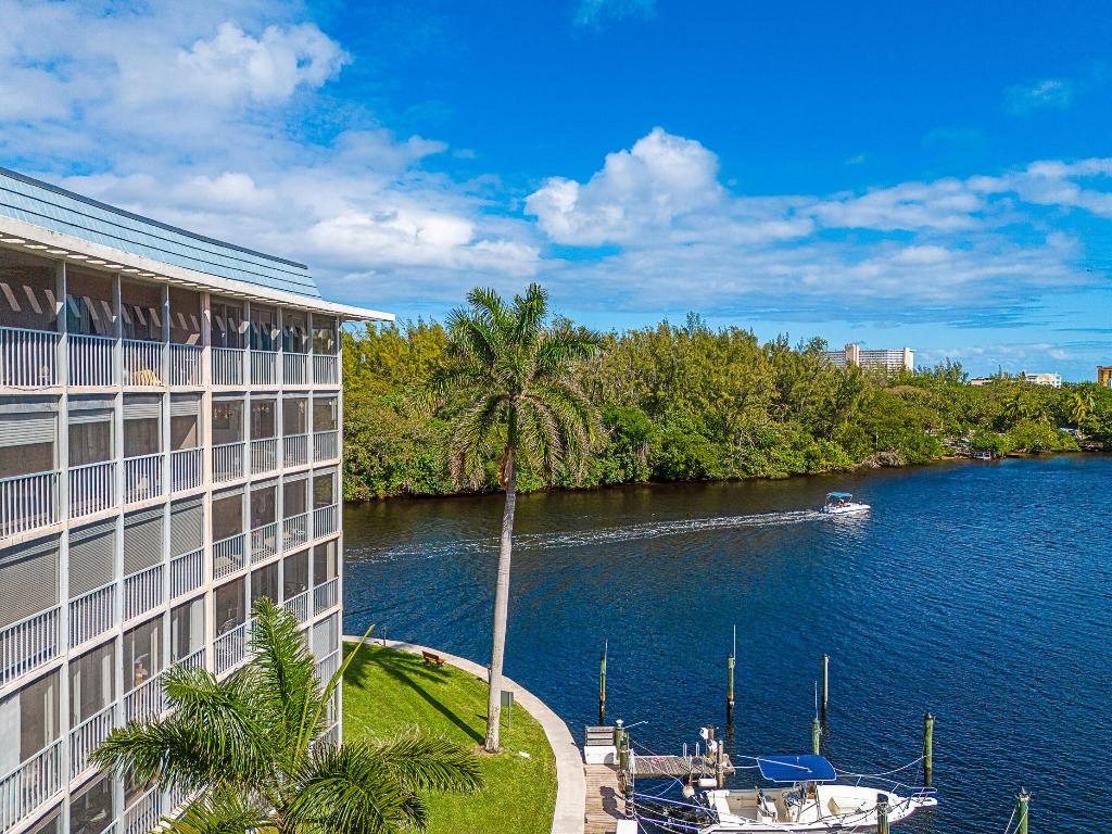 Hillsboro Cove - Residential