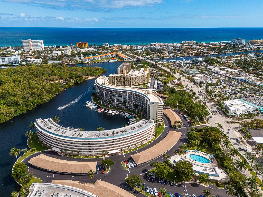 Hillsboro Cove - Residential