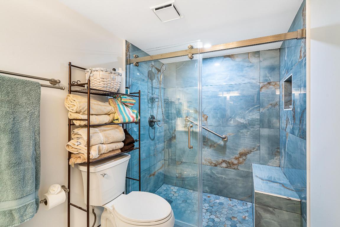 Hillsboro Cove - Residential