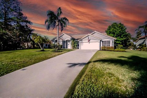 4267 Hunting Trail Lake Worth FL 33467