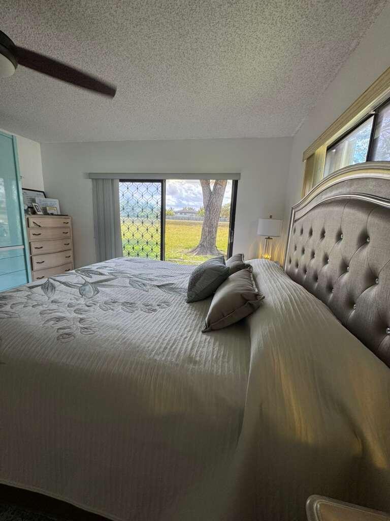 LAURELS AT MARGATE CONDO - Residential