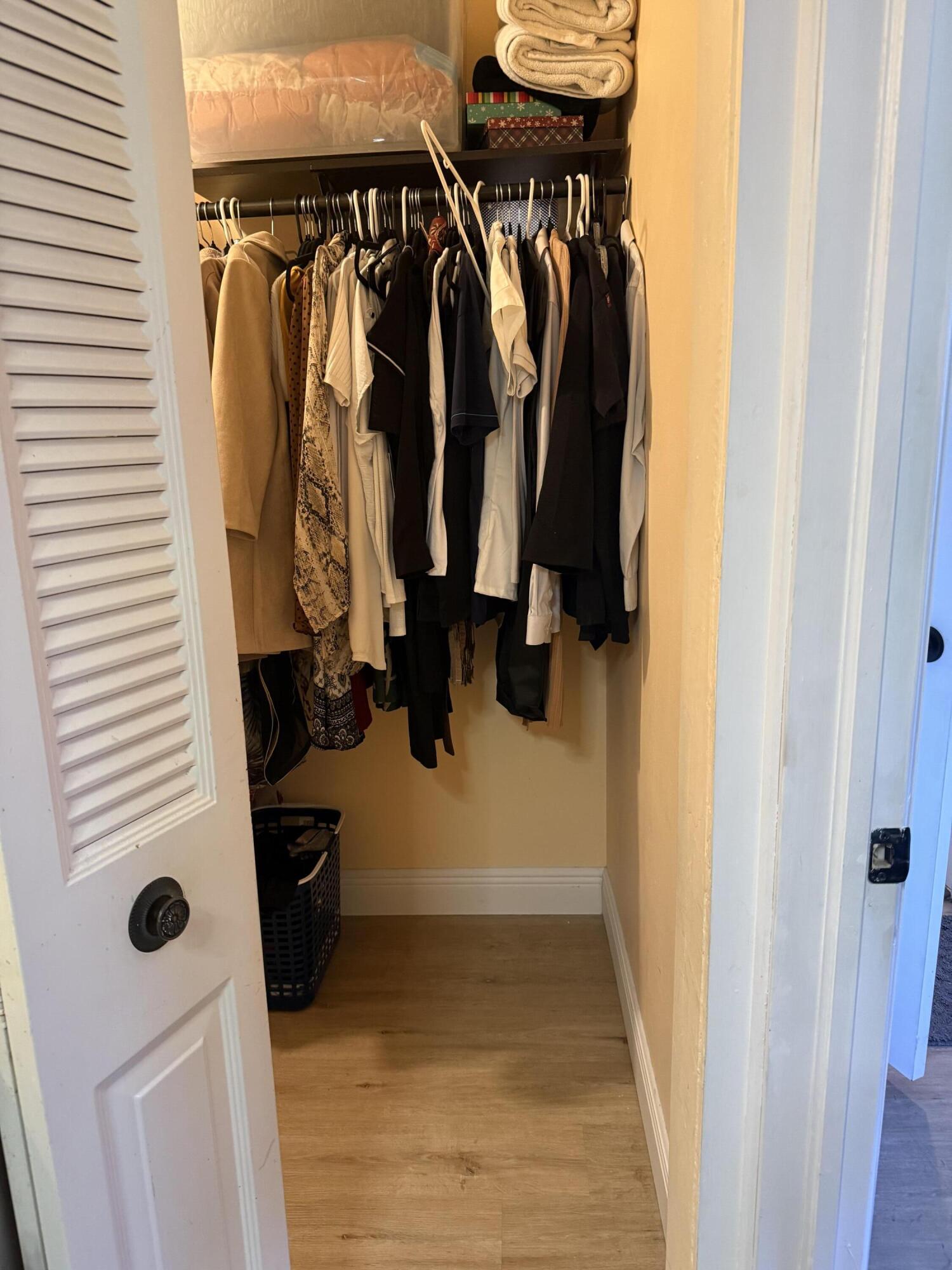 LAURELS AT MARGATE CONDO - Residential