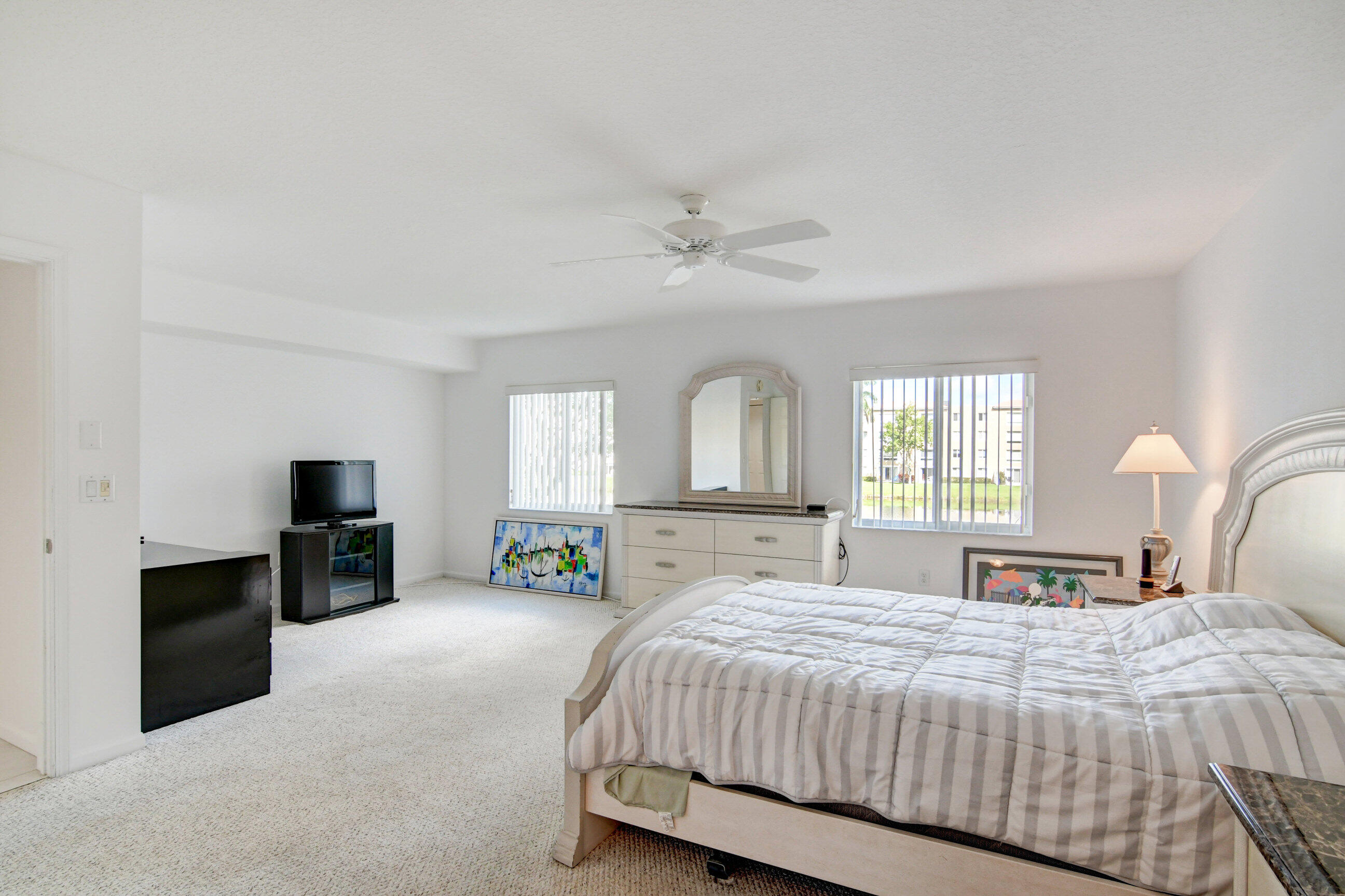 CORAL LAKES/CORAL COVE - Residential