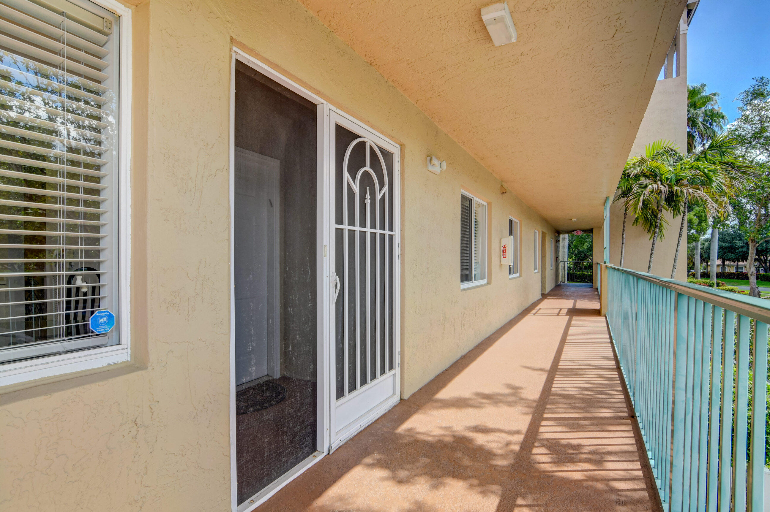 CORAL LAKES/CORAL COVE - Residential