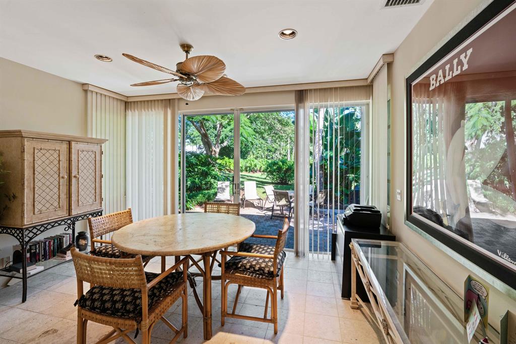 ADMIRALS COVE - Residential