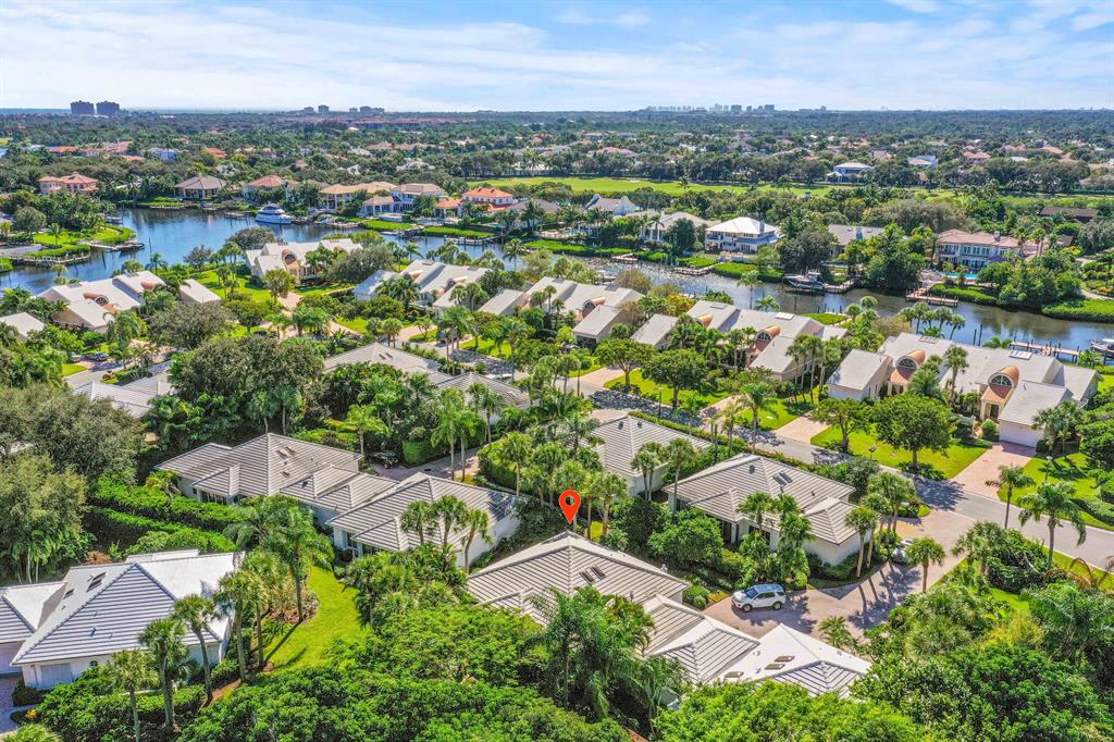 ADMIRALS COVE - Residential