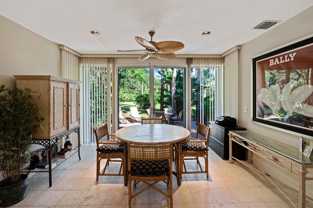 ADMIRALS COVE - Residential