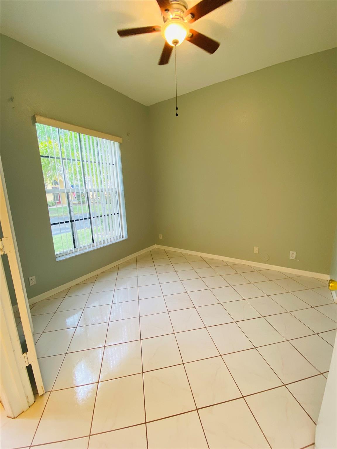 Palm Aire Oaks Course Est - Residential Lease