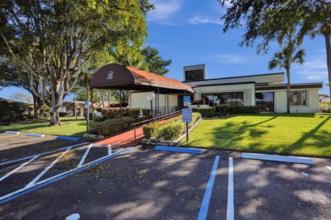 A home in Greenacres