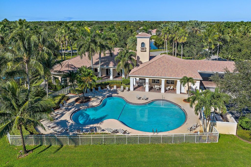 Photo of 117 Euphrates Circle, Palm Beach Gardens, FL 33410 (MLS # R10929103)