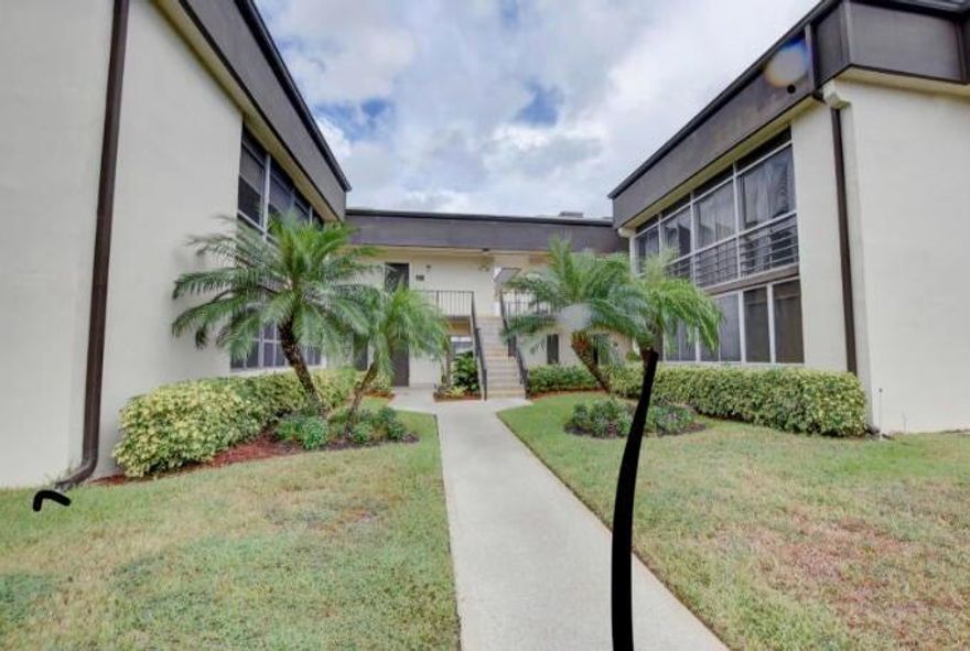 Fully furnished clean 2 /2BR ground floor unit with golf and water views from living room. Tile floor ,updated kitchen with recessed lights .Active 55+ community at Kings Point. Kings Point has 3 multi-million dollar clubhouses, indoor heated resistance and lap pools. Outdoor heated pools, tennis courts, live entertainment weekly, courtesy bus to shopping. Two golf courses . On site Bistro, Cafe, barber/beauty shop. 6 miles from ocean and historic Delray Beach. Courtesy bus daily to shopping.