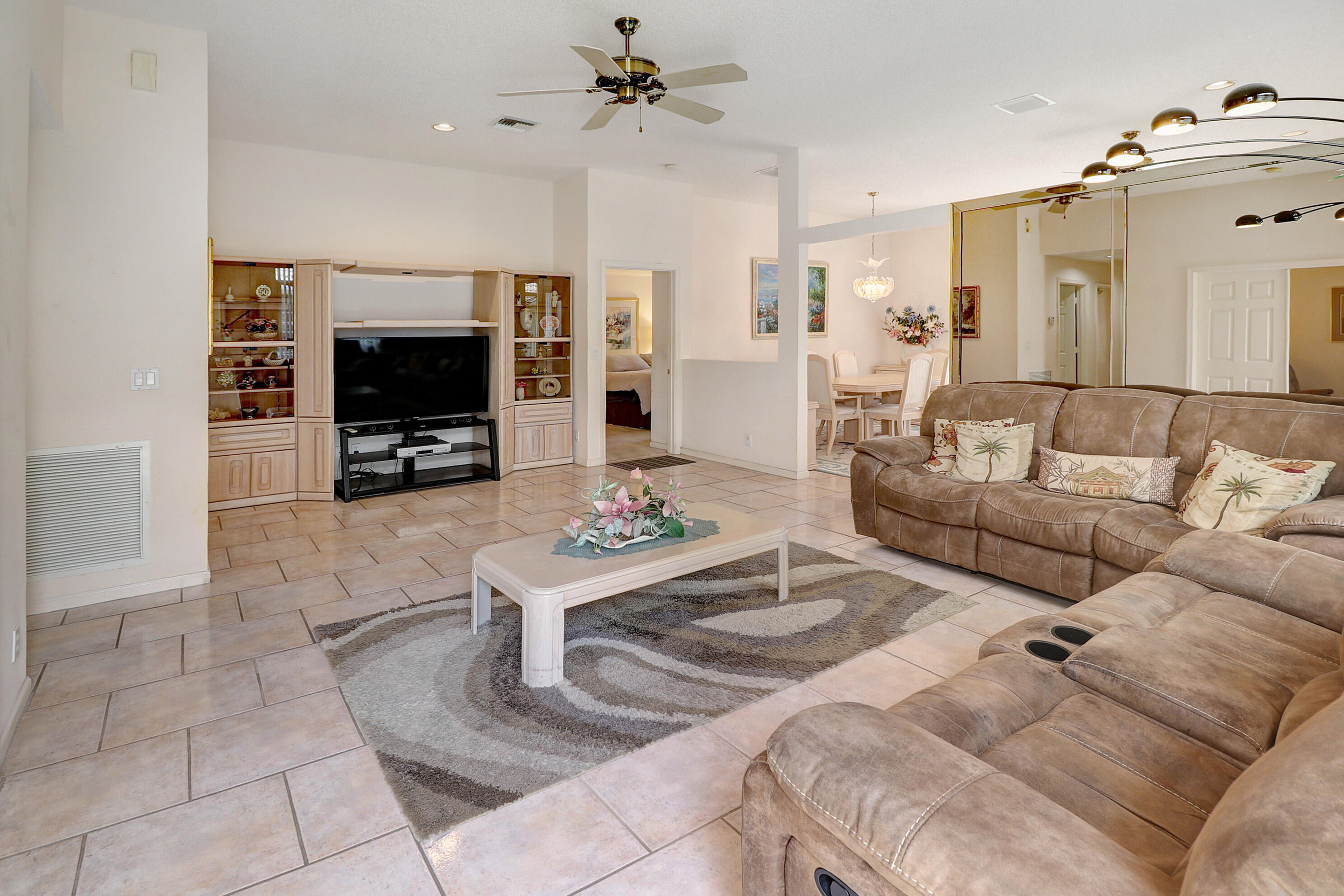 5006 Heron Court