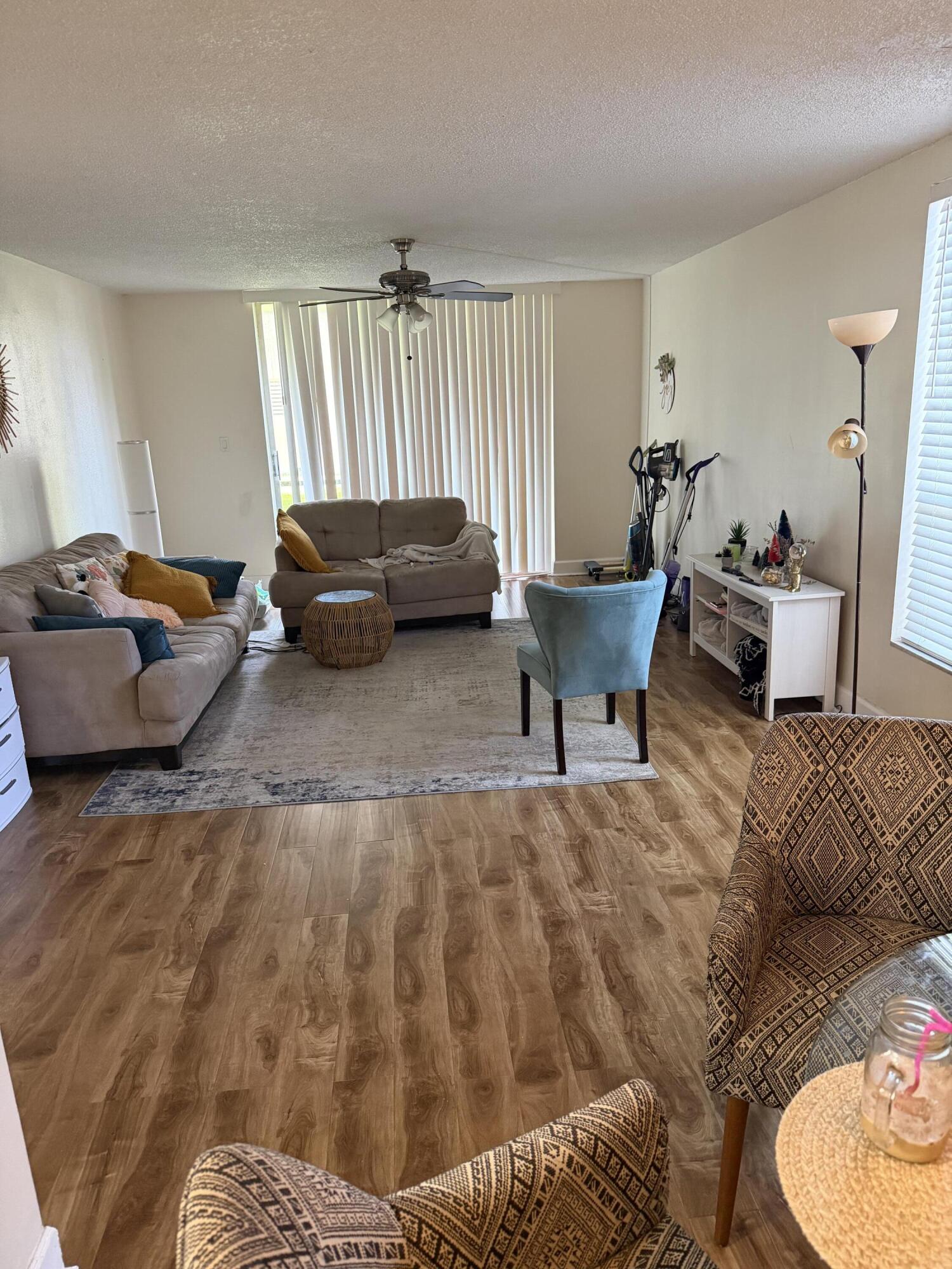 COUNTRY PINES CONDO - Residential