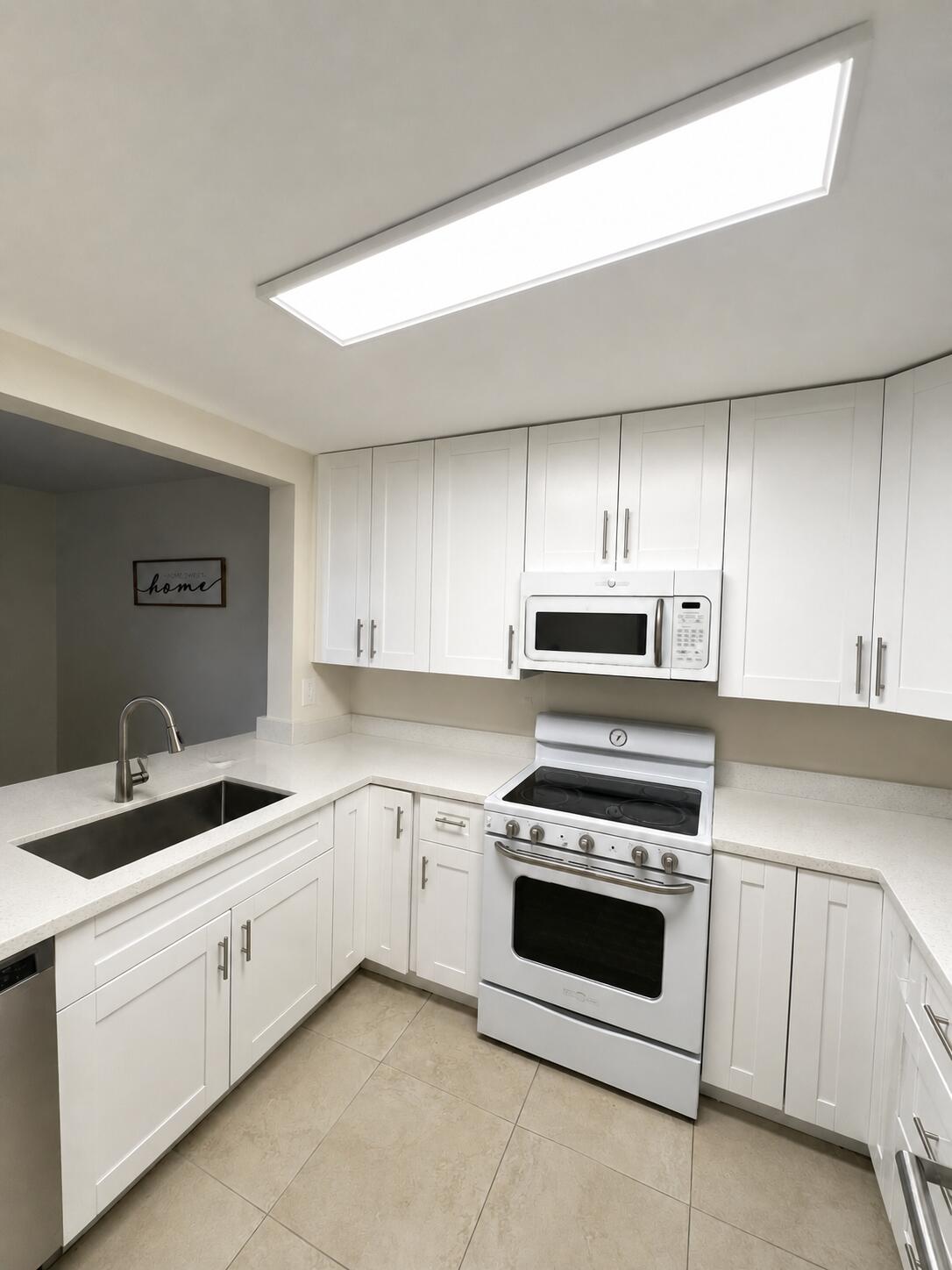 COUNTRY PINES CONDO - Residential