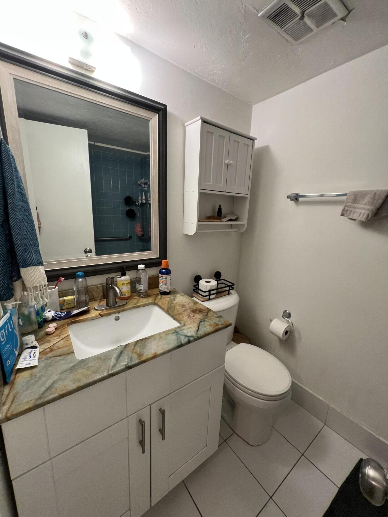 COUNTRY PINES CONDO - Residential