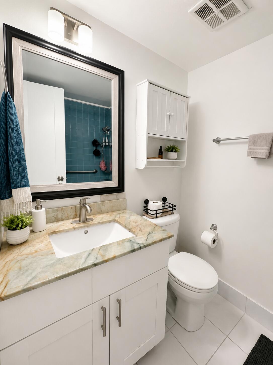 COUNTRY PINES CONDO - Residential