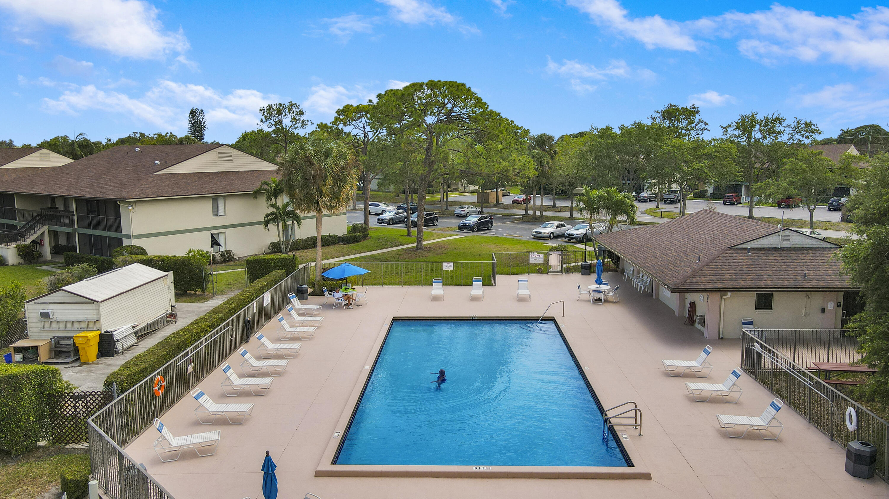 CHASEWOOD OF JUPITER COND - Residential