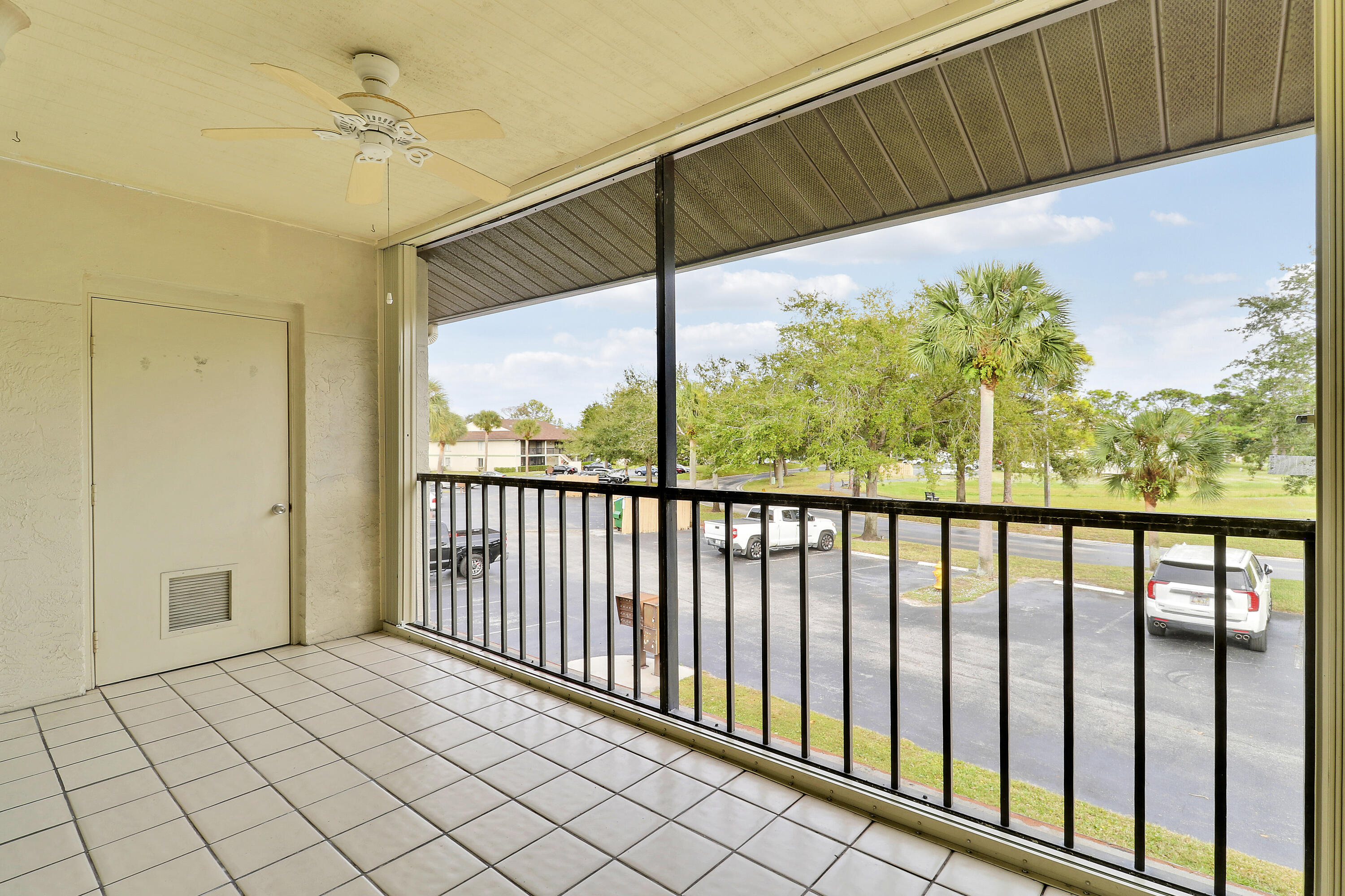 CHASEWOOD OF JUPITER COND - Residential