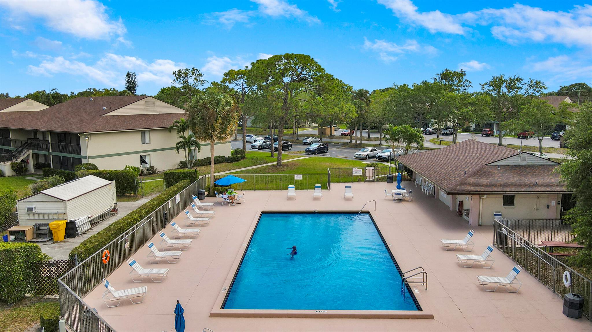 CHASEWOOD OF JUPITER COND - Residential