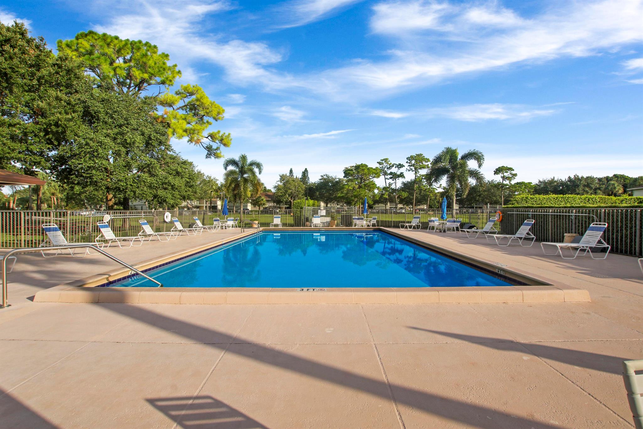 CHASEWOOD OF JUPITER COND - Residential