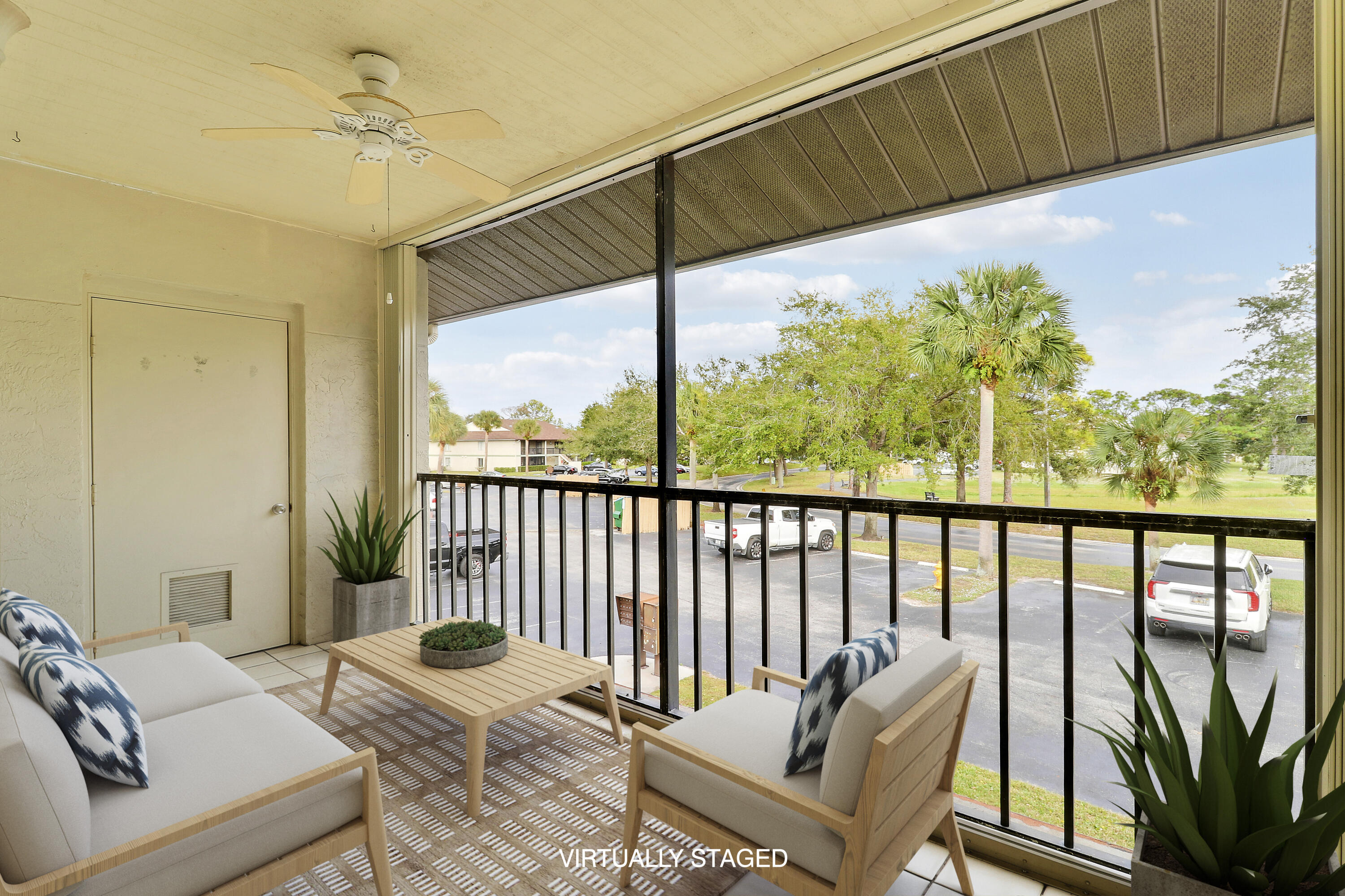 CHASEWOOD OF JUPITER COND - Residential