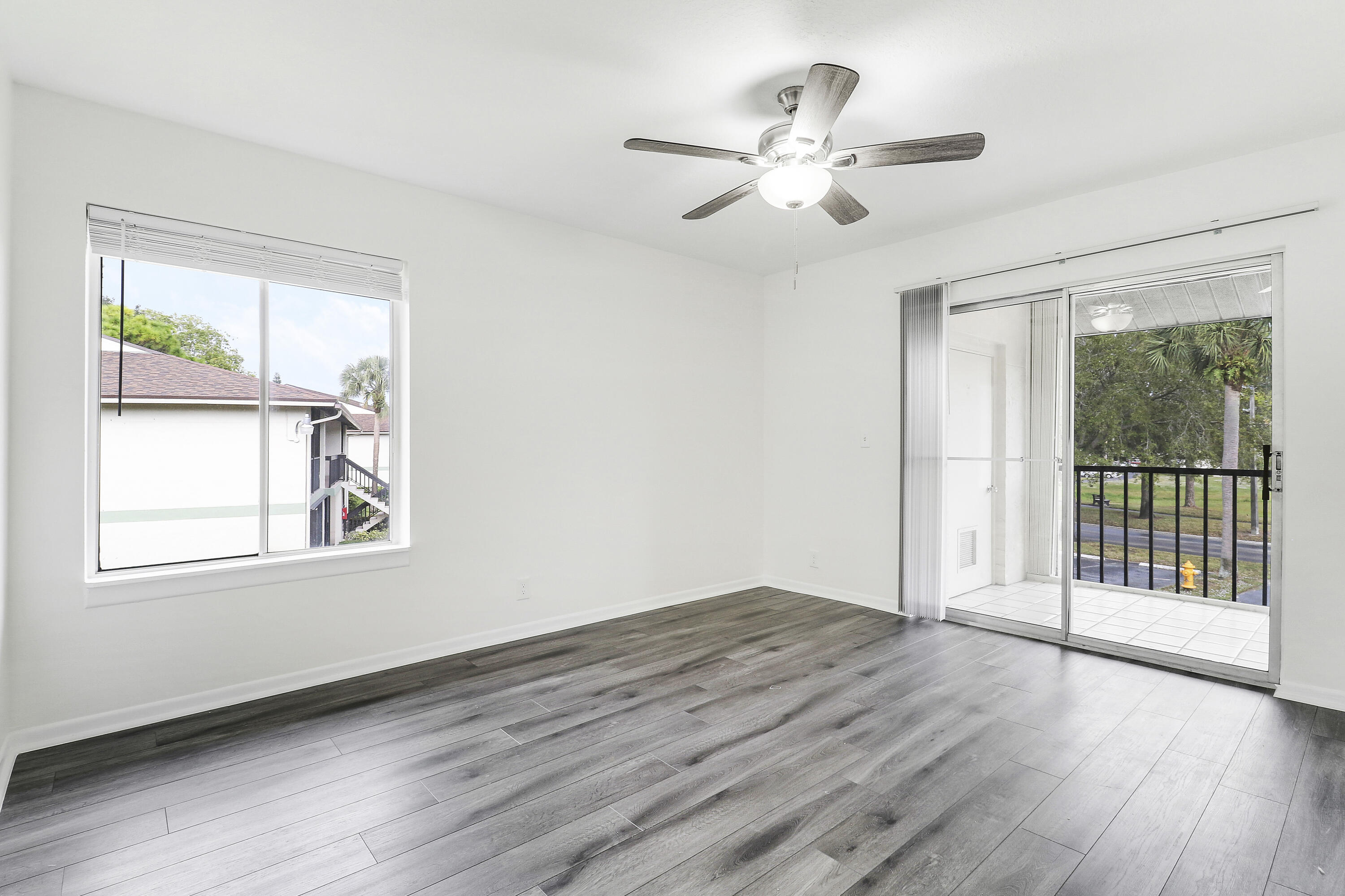 CHASEWOOD OF JUPITER COND - Residential