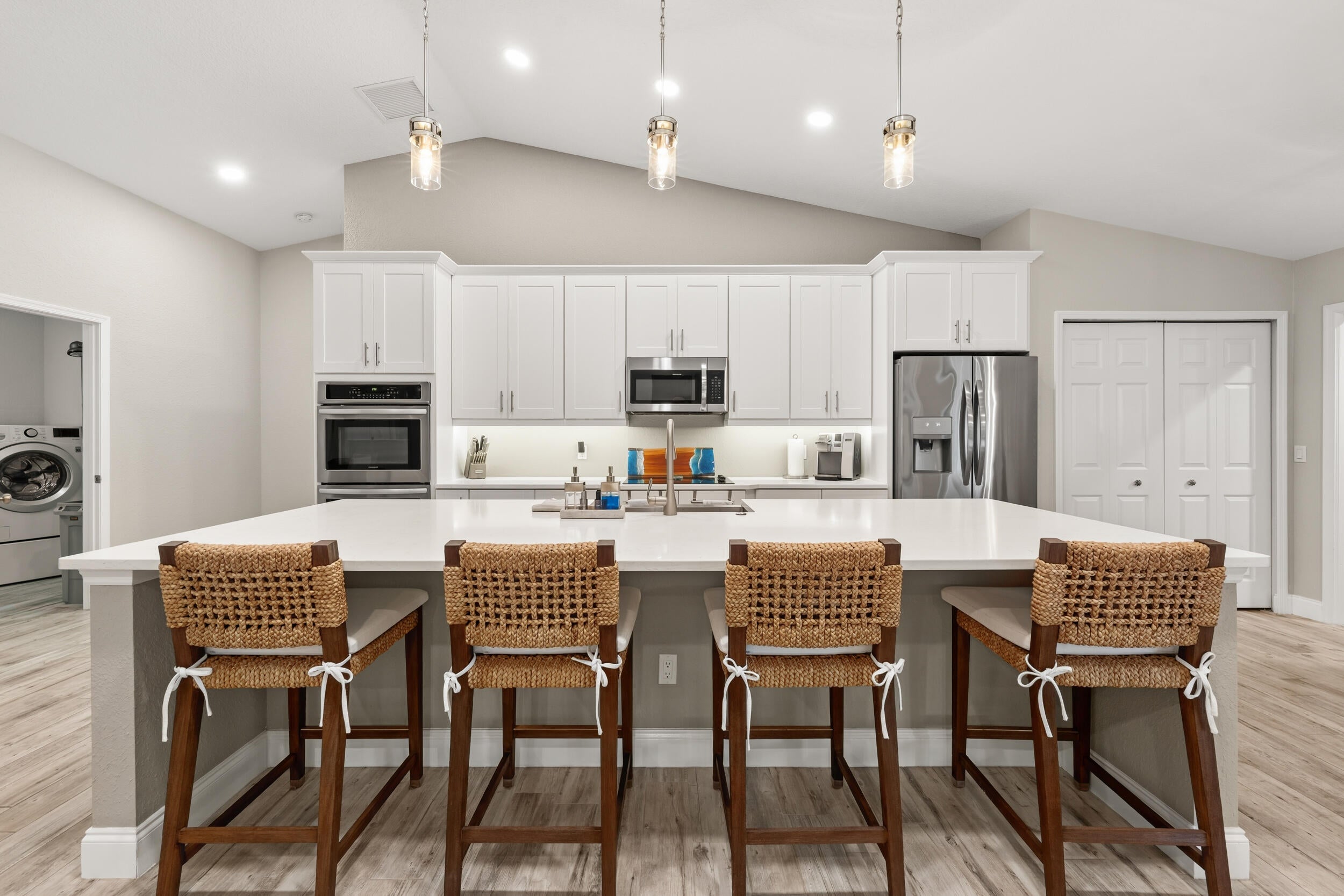 5608 SW Landing Creek Drive