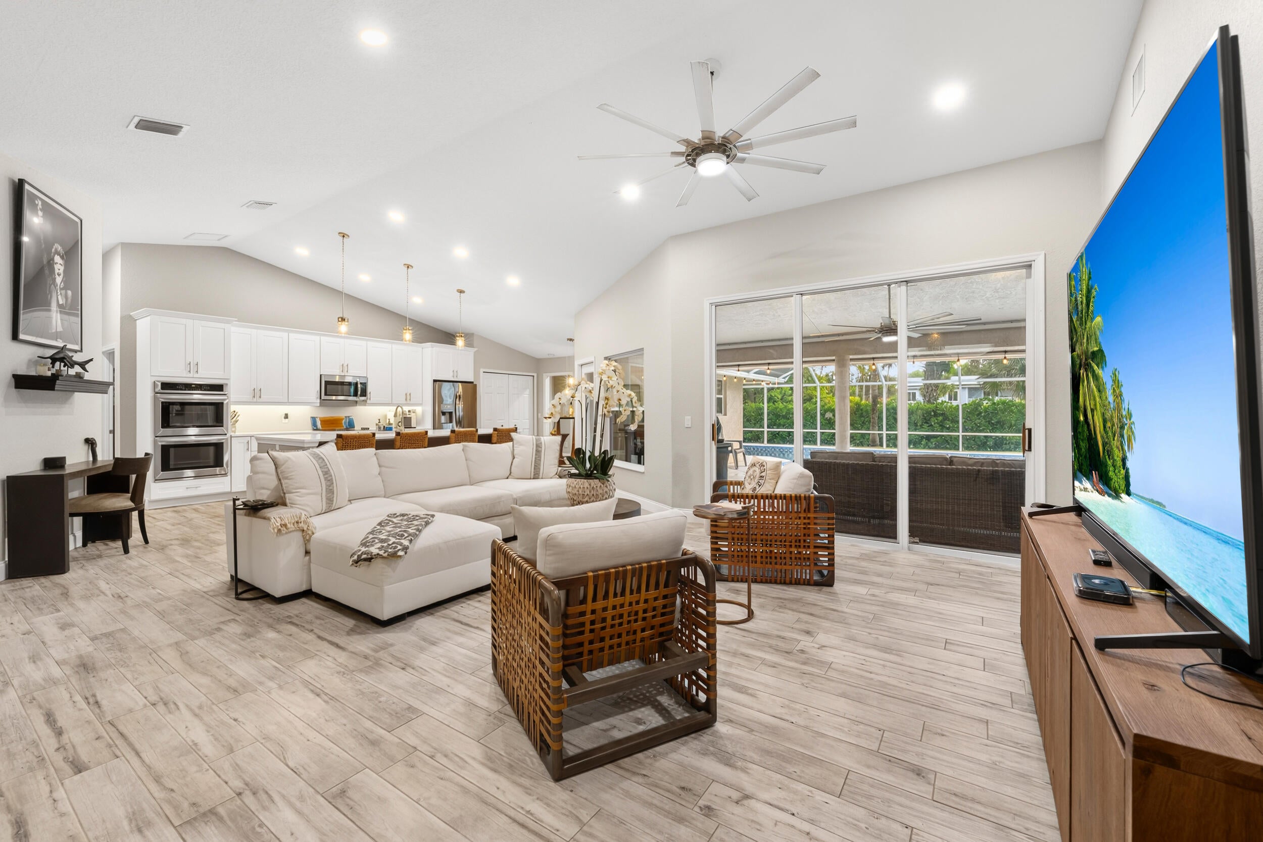 5608 SW Landing Creek Drive