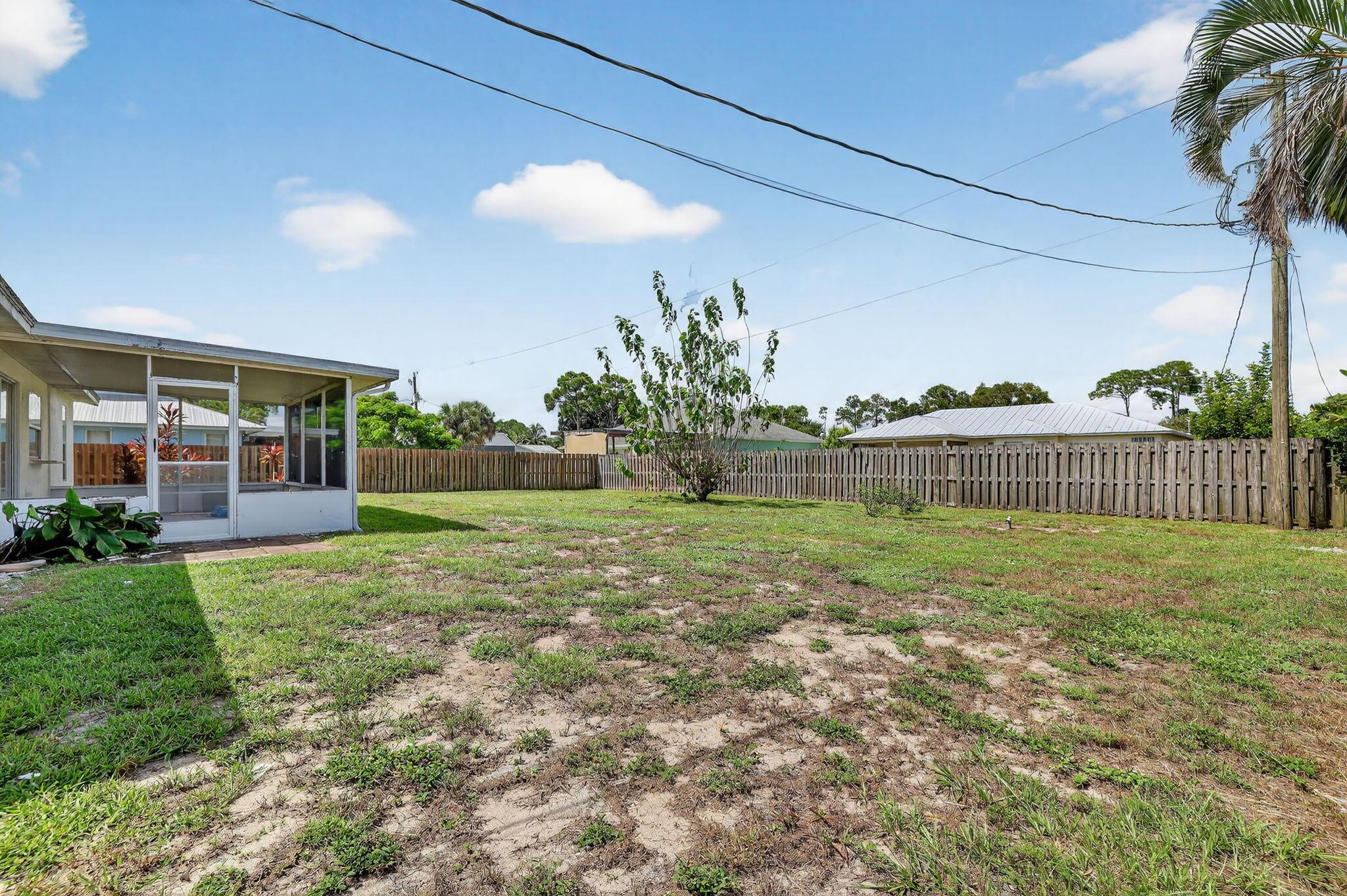 PORT ST LUCIE SECTION 2 - Residential Lease