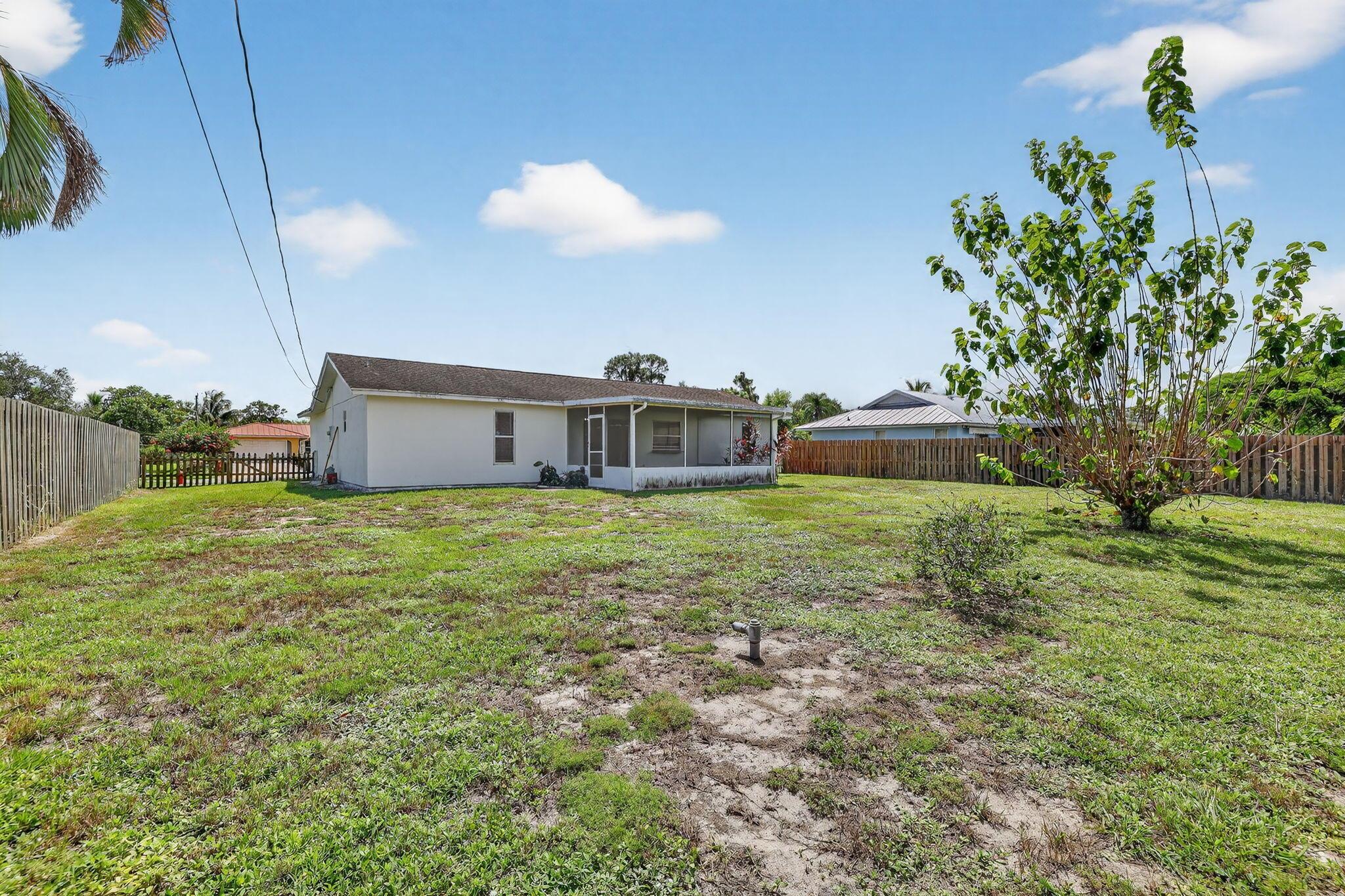 PORT ST LUCIE SECTION 2 - Residential Lease