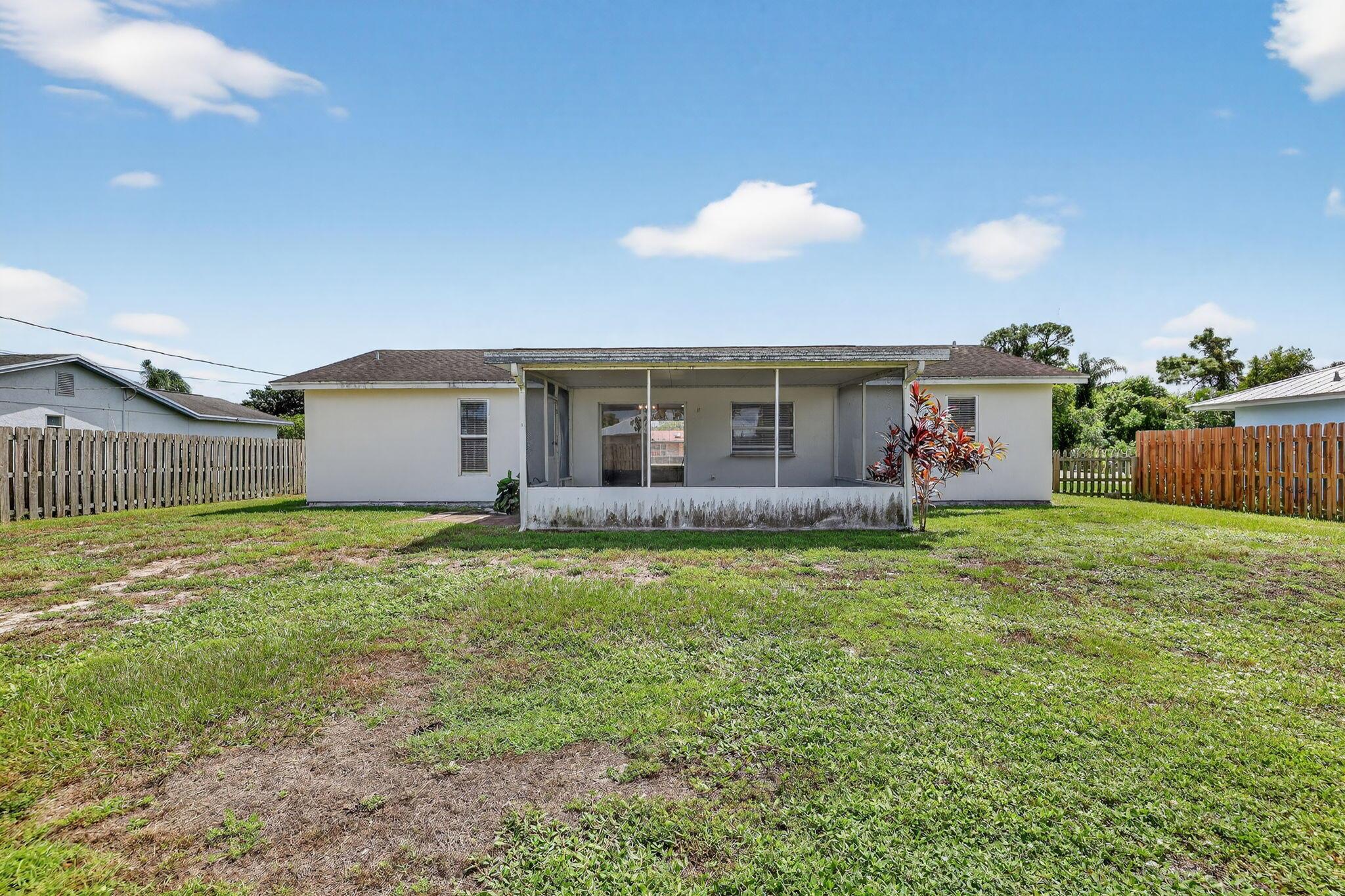 PORT ST LUCIE SECTION 2 - Residential Lease