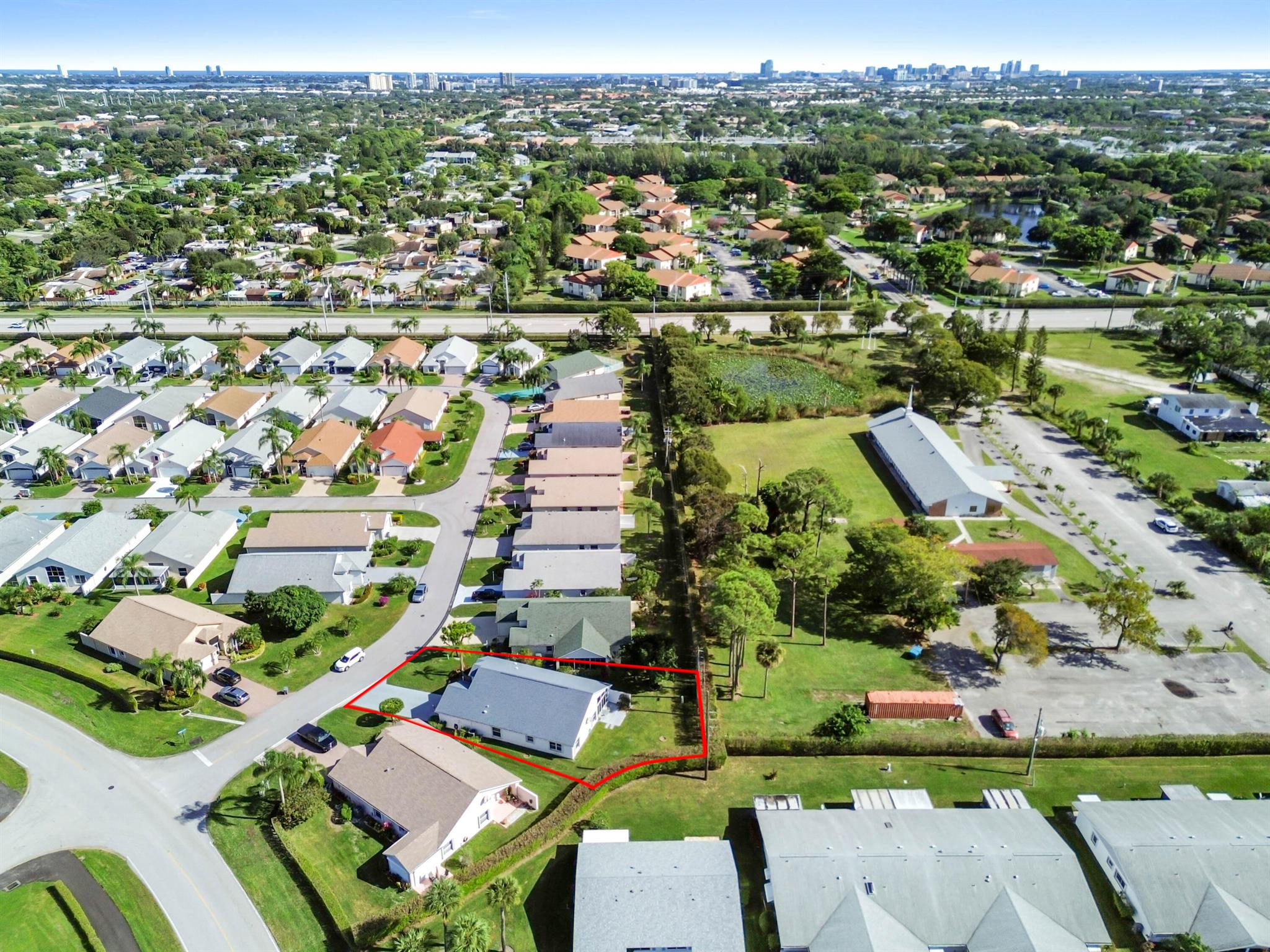 CYPRESS LAKES - Residential