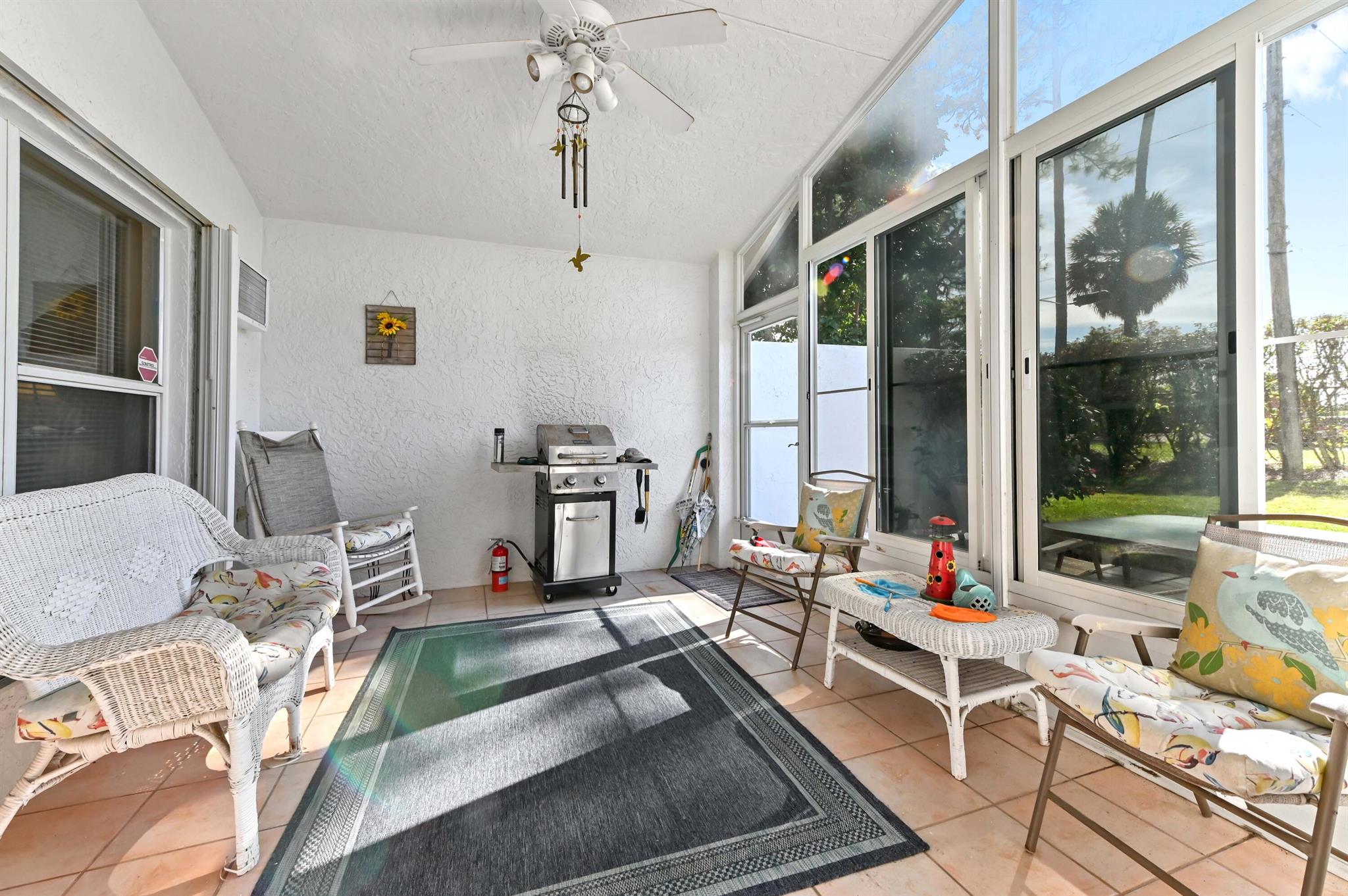 CYPRESS LAKES - Residential