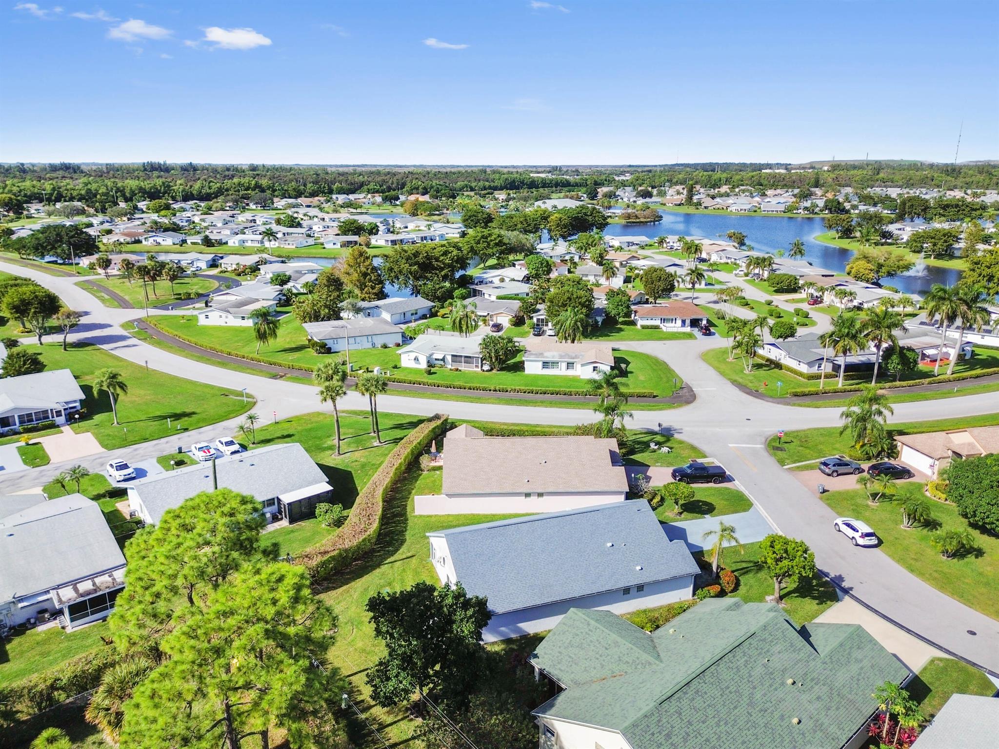 CYPRESS LAKES - Residential