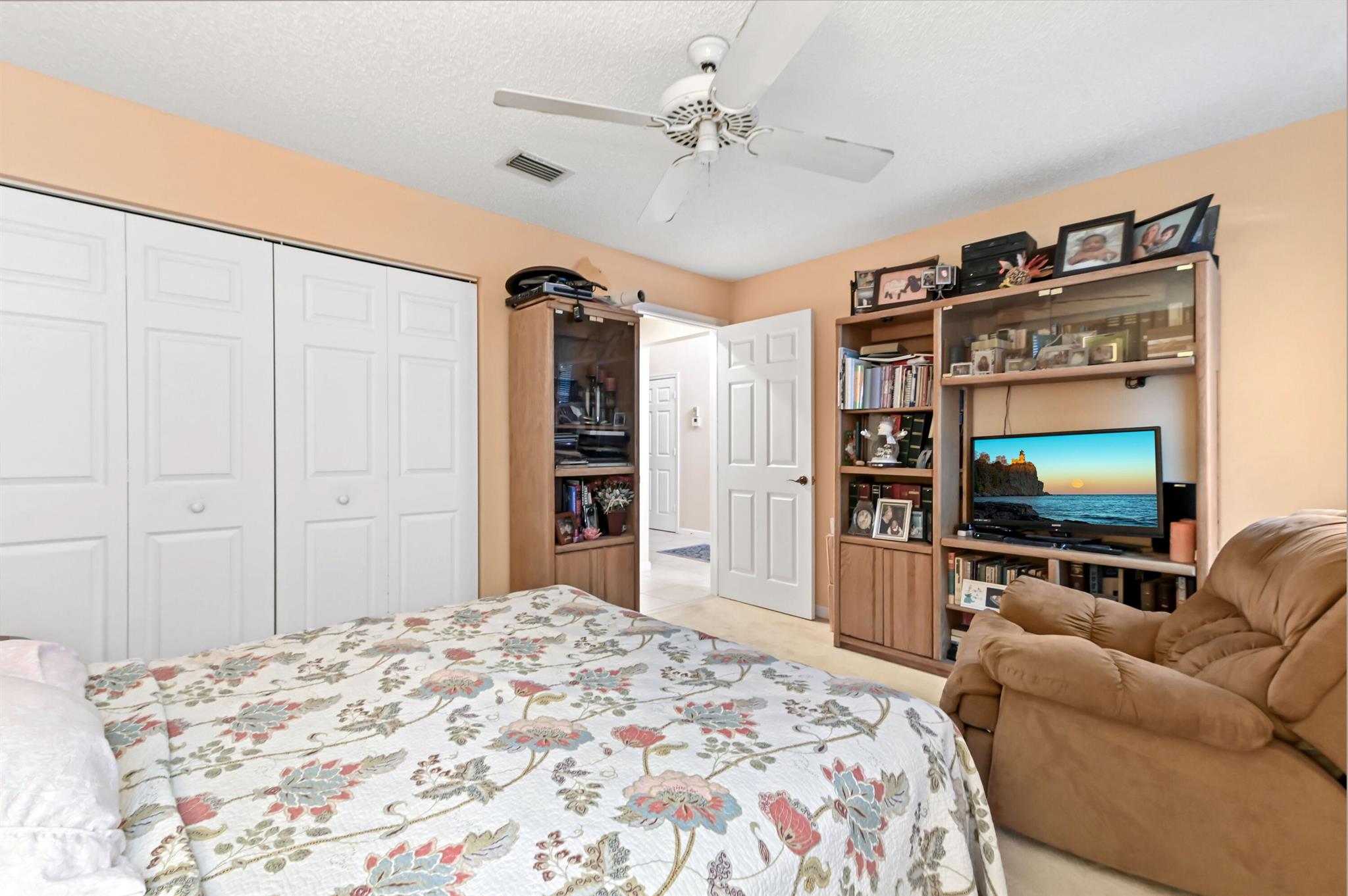 CYPRESS LAKES - Residential