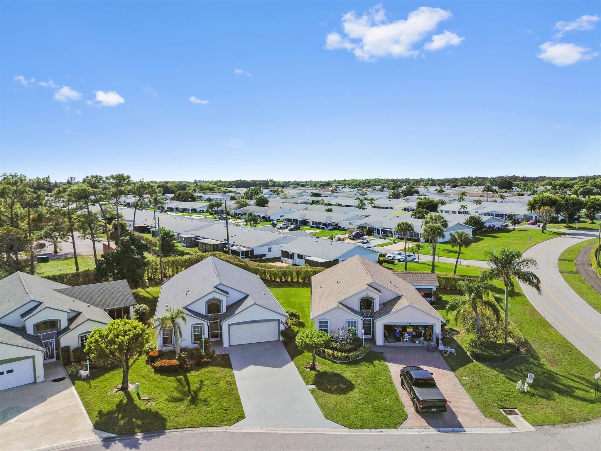 CYPRESS LAKES - Residential