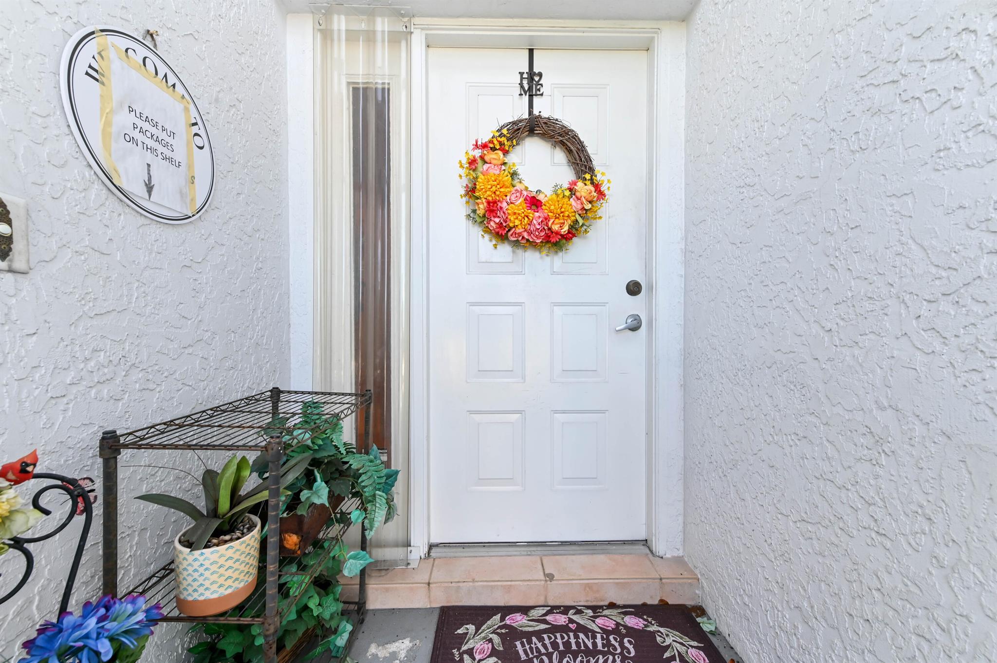 CYPRESS LAKES - Residential