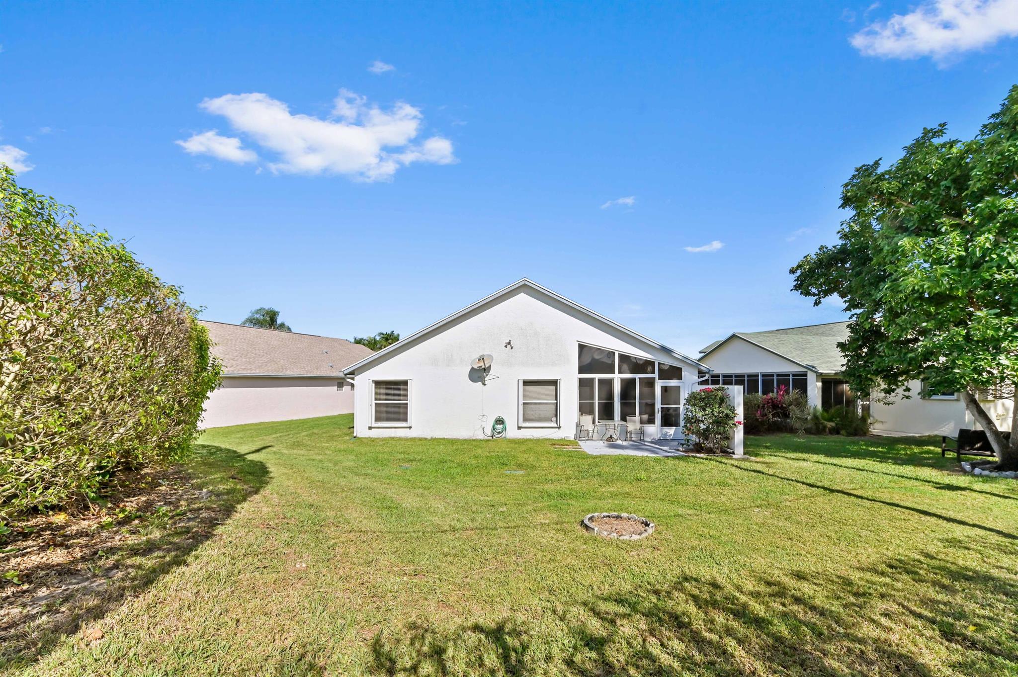 CYPRESS LAKES - Residential