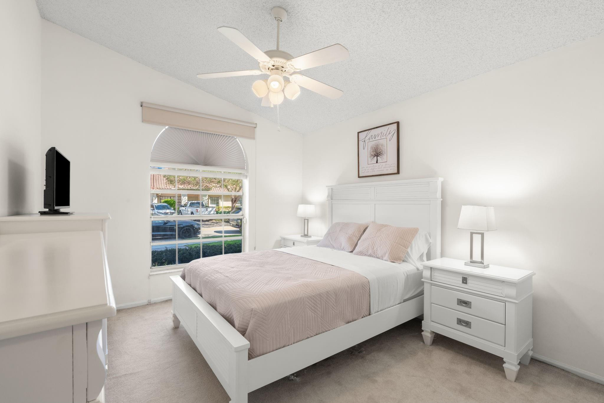 North Spgs 132-38 B - Residential