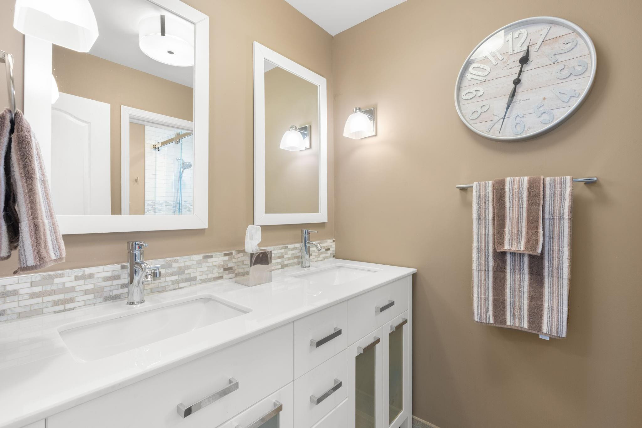 North Spgs 132-38 B - Residential