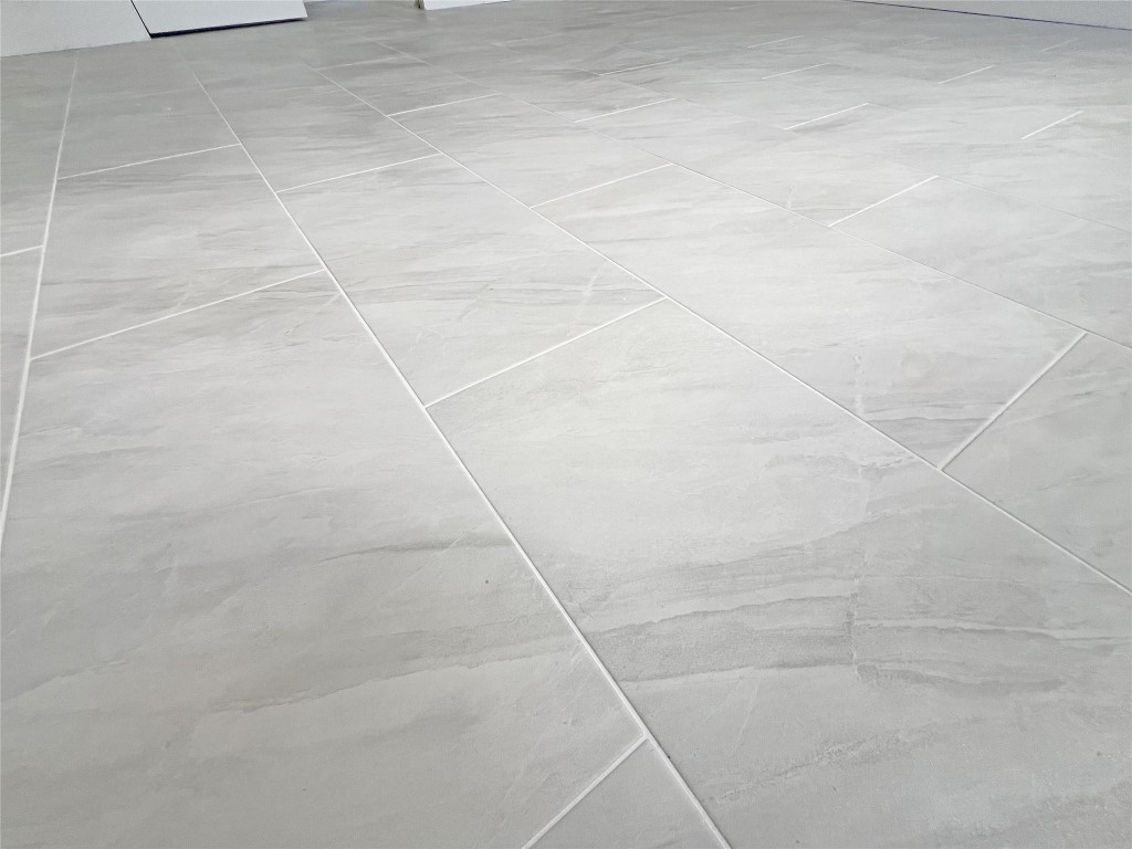 Edgewater Condo - Residential Lease