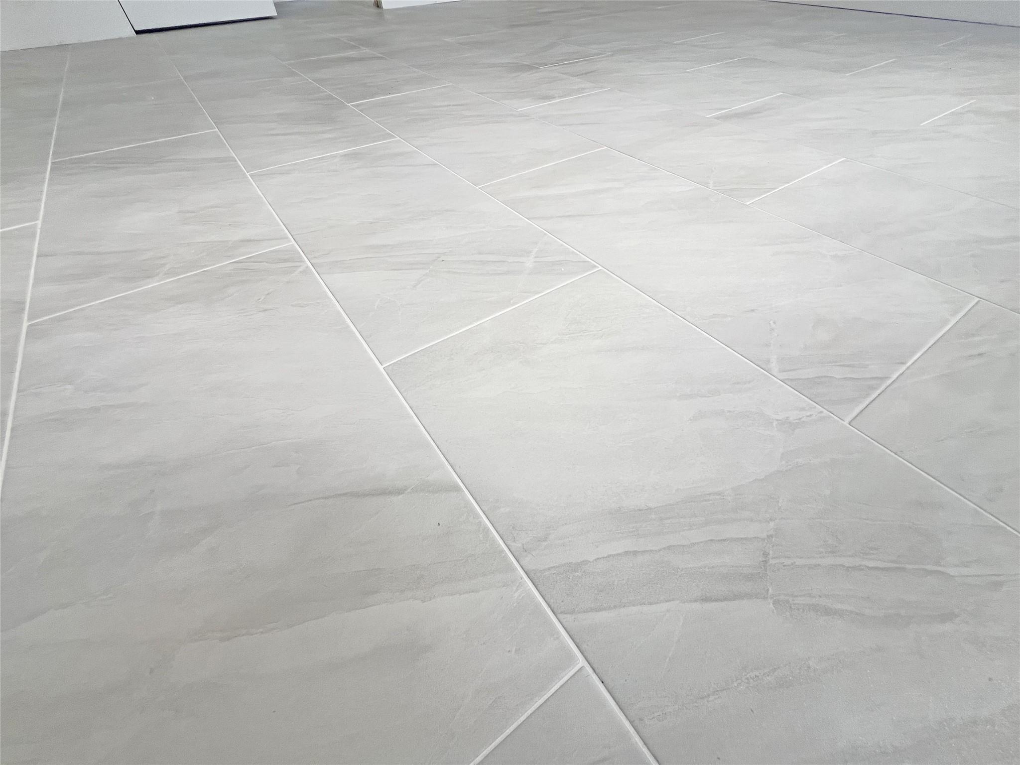 Edgewater Condo - Residential Lease